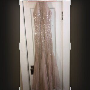 Xscape Formal Sequin Mermaid Gown size 4 Champagne